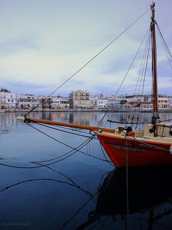 Hotel Coronis Naxos City Екстериор снимка