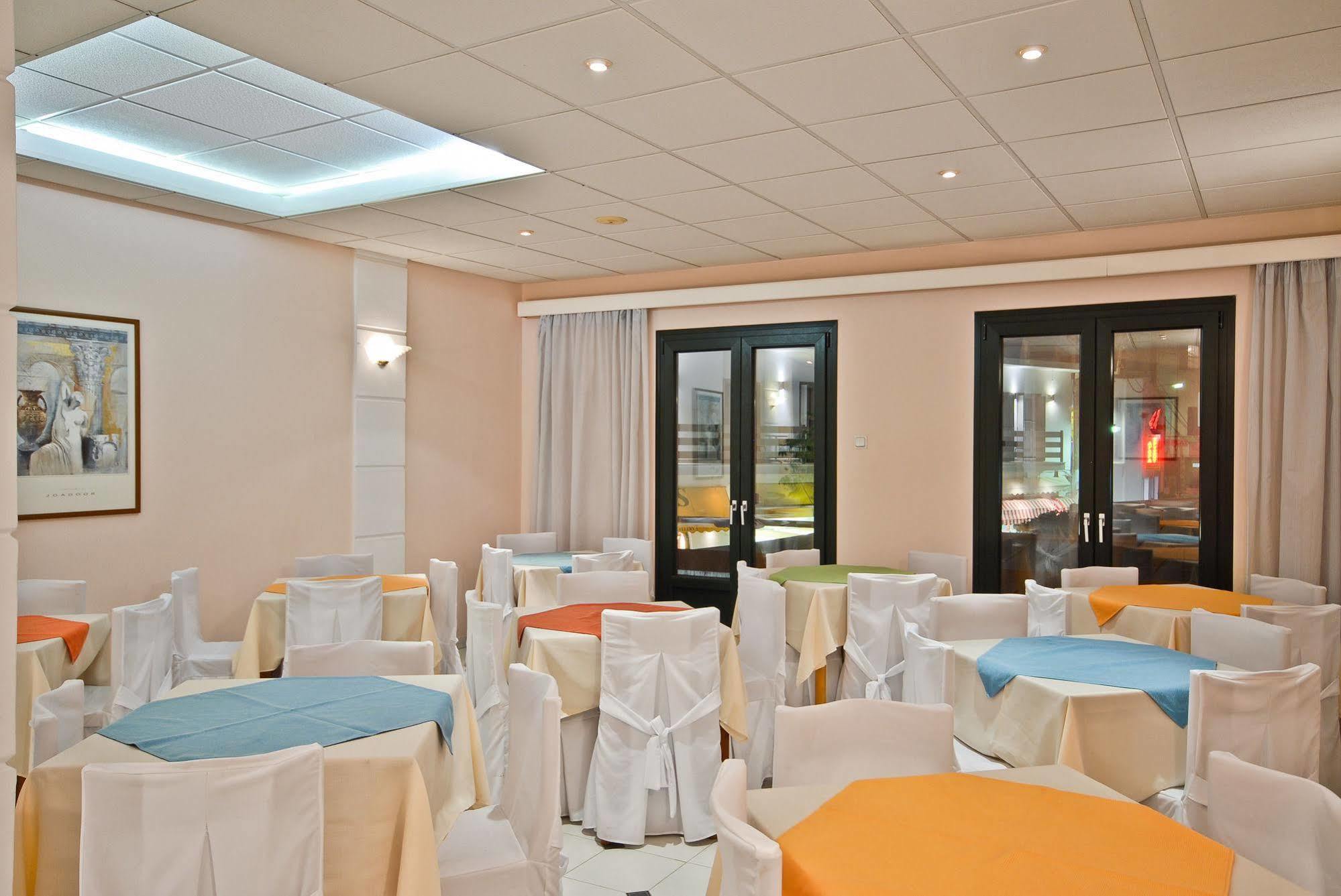 Hotel Coronis Naxos City Екстериор снимка
