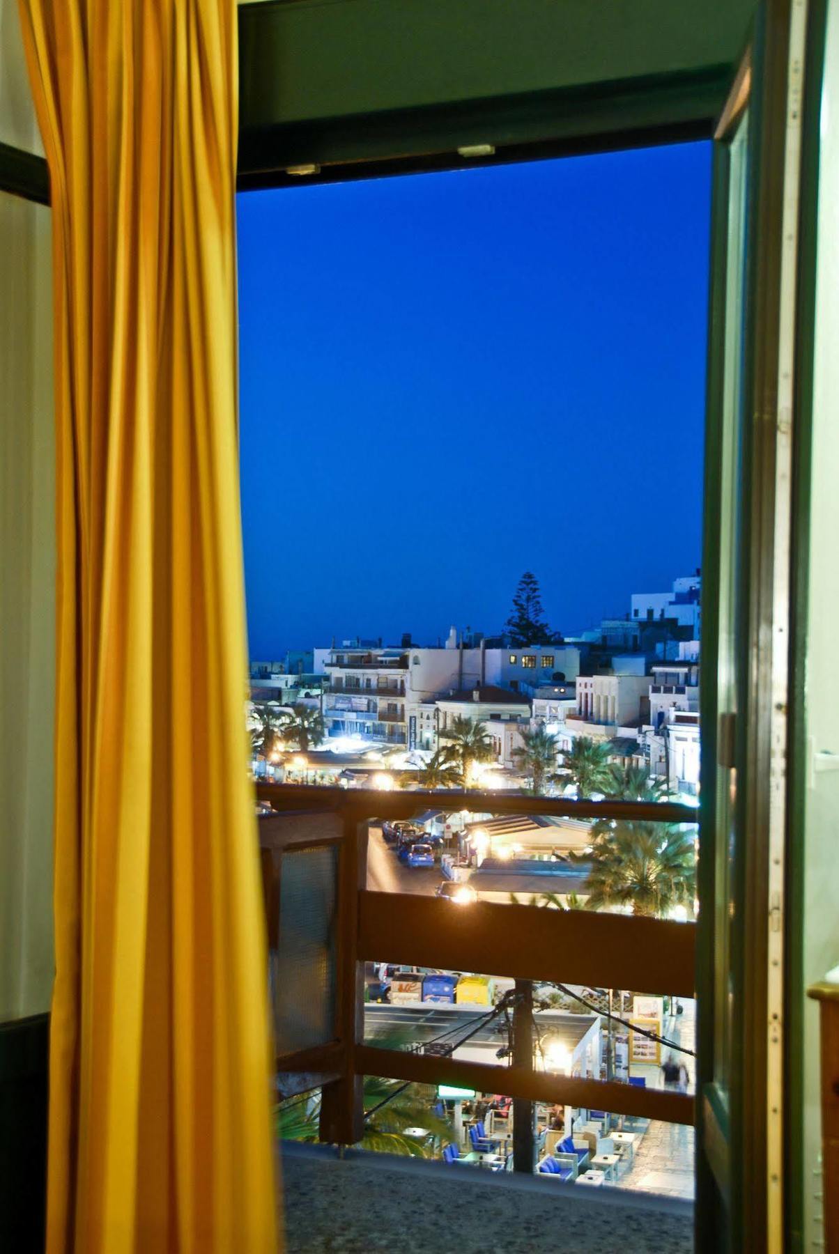 Hotel Coronis Naxos City Екстериор снимка