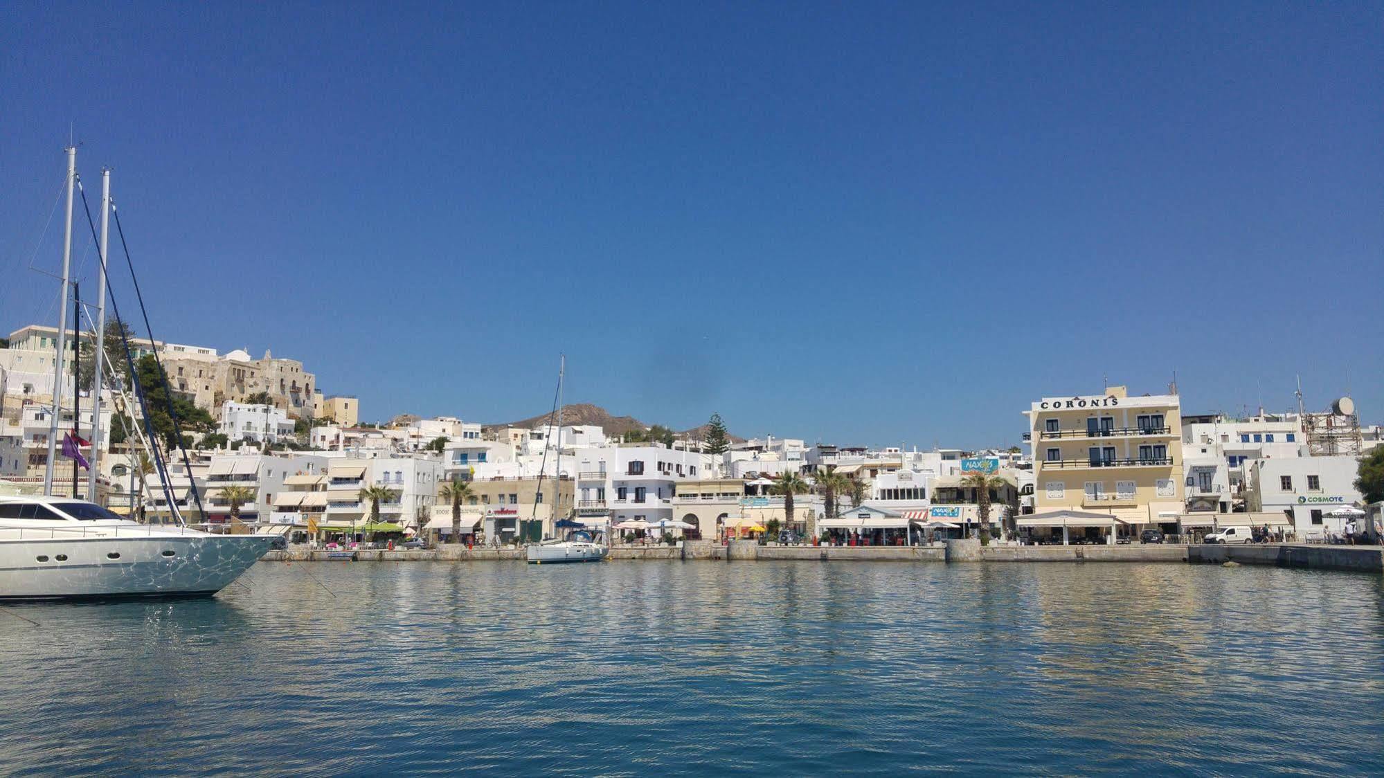 Hotel Coronis Naxos City Екстериор снимка