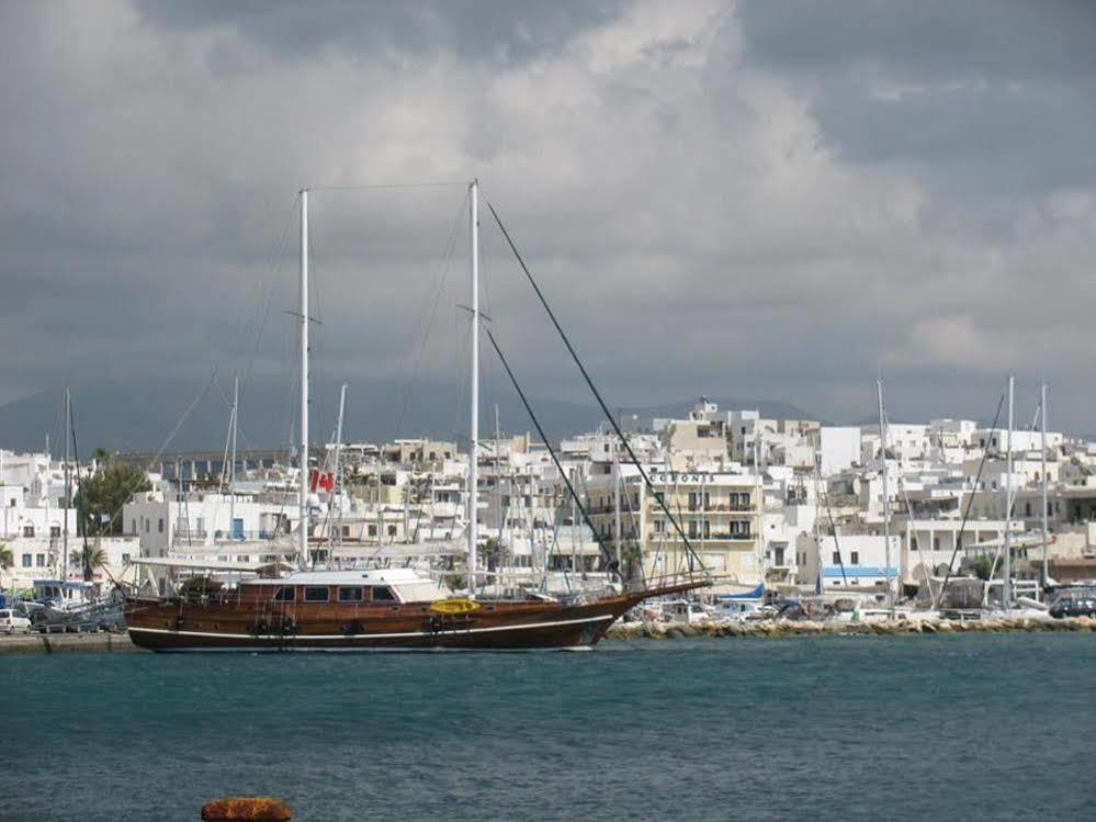 Hotel Coronis Naxos City Екстериор снимка